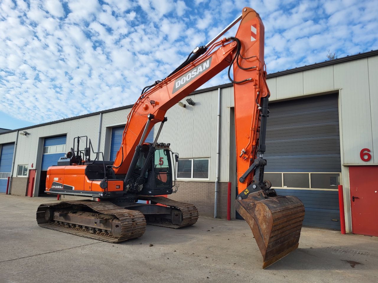 Doosan DX255LC-5