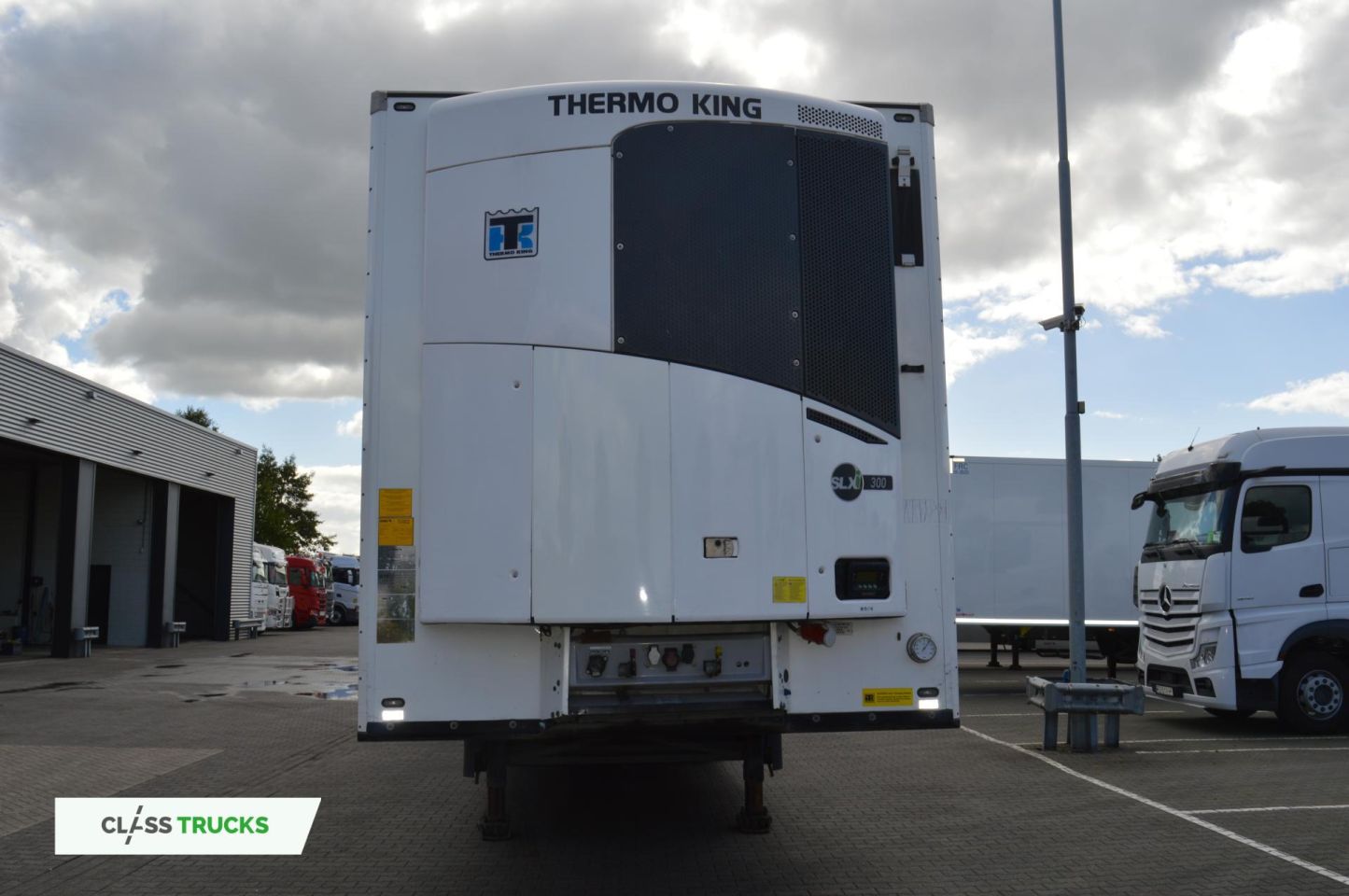 Schmitz Cargobull SKO FP 45 ThermoKing SLXi 300