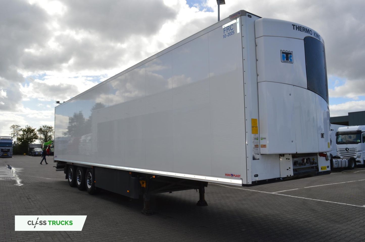 Schmitz Cargobull SKO FP 45 ThermoKing SLXi 300