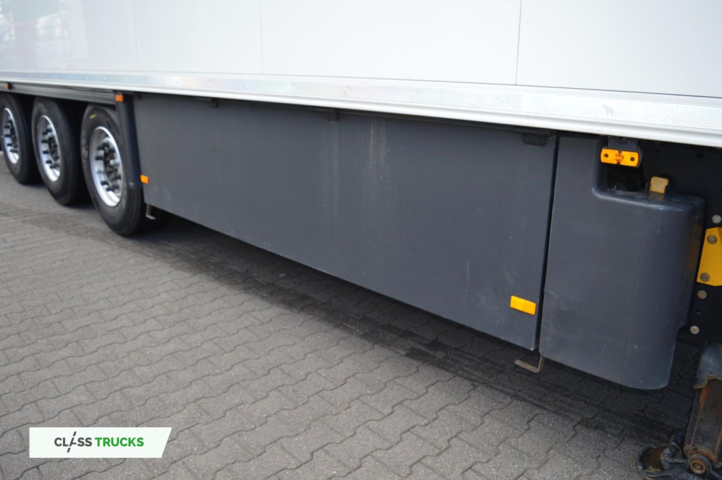 Schmitz Cargobull SKO FP 45 ThermoKing SLXi 300