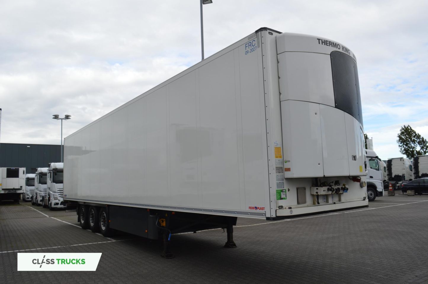 Schmitz Cargobull SKO Double Deck FP 45 ThermoKing SLXi 300