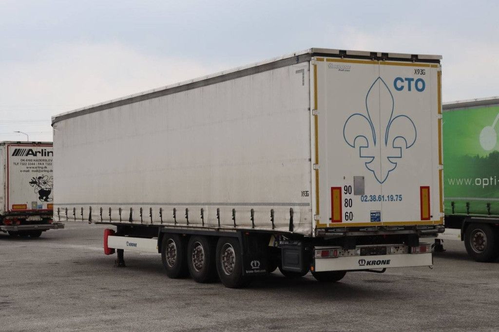 Krone SD sliding tarpaulin trailer