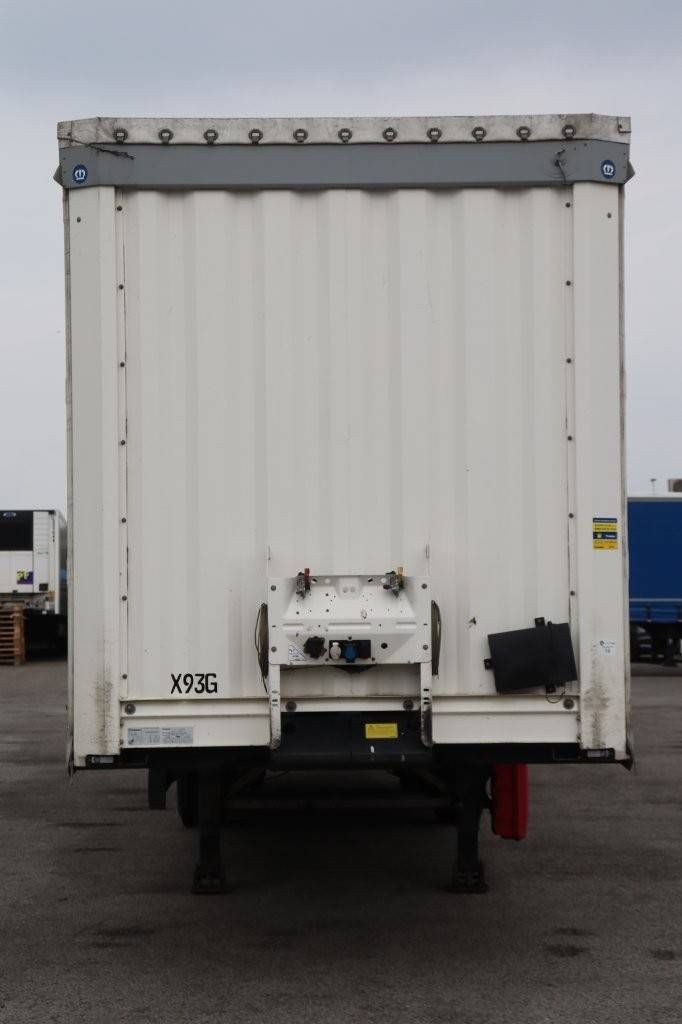 Krone SD sliding tarpaulin trailer