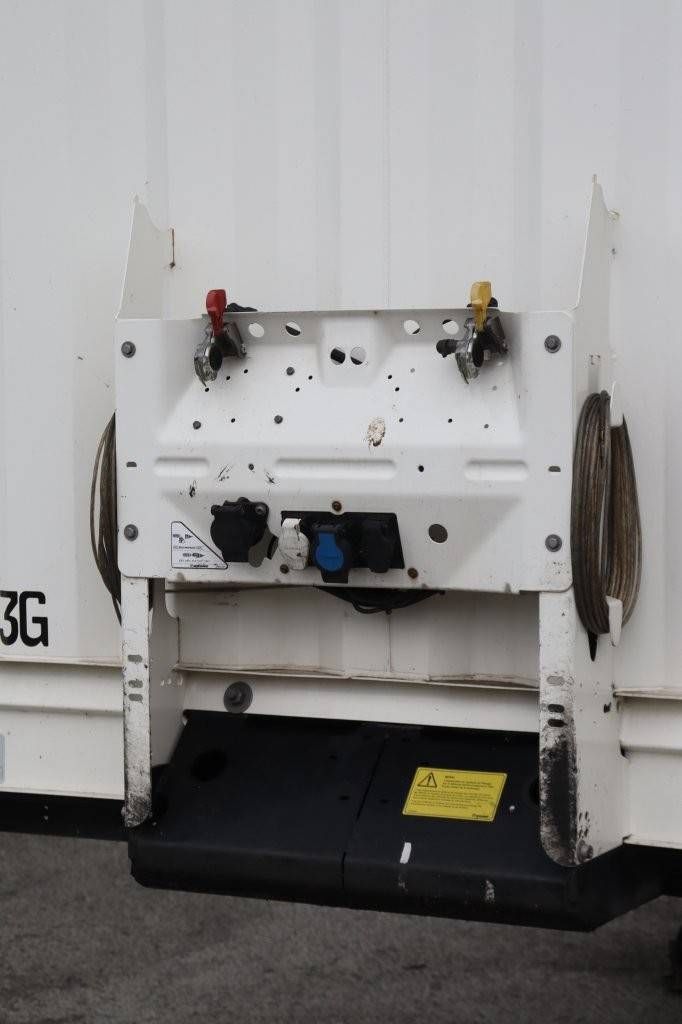 Krone SD sliding tarpaulin trailer