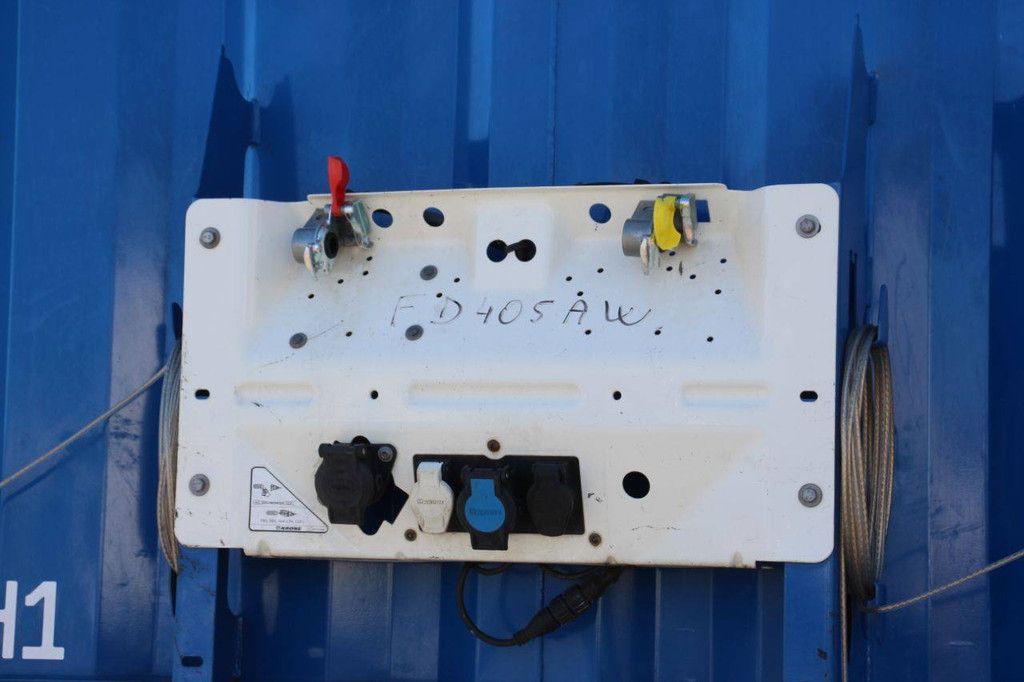 Krone SD sliding tarpaulin trailer