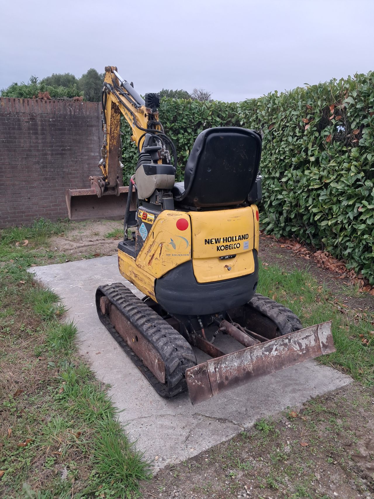 Minigraver New Holland E9 SR / Marge / Sloop- sorteer Minikraan