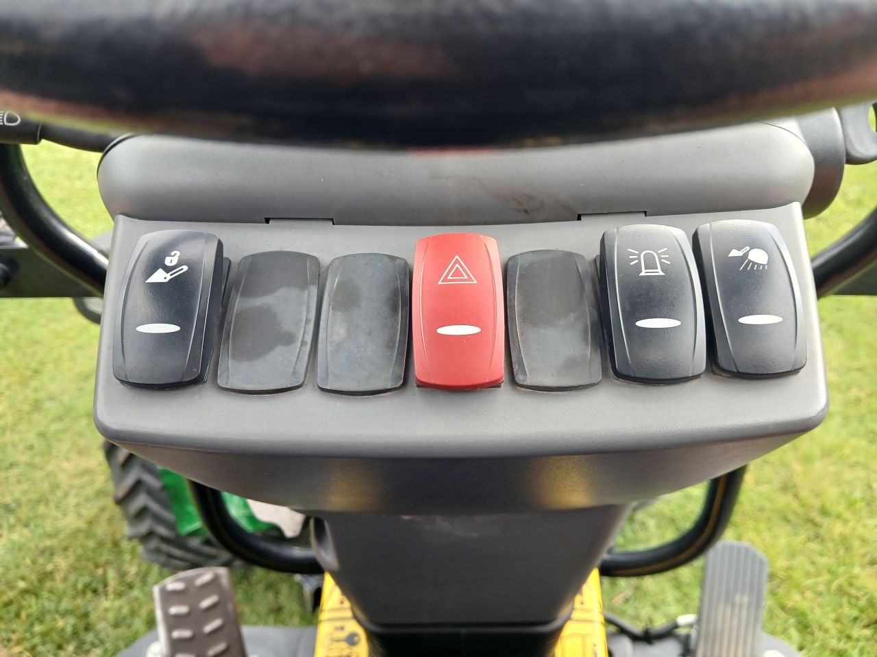 Giant G2200 E X-TRA 520ah accu snellader koop/huur