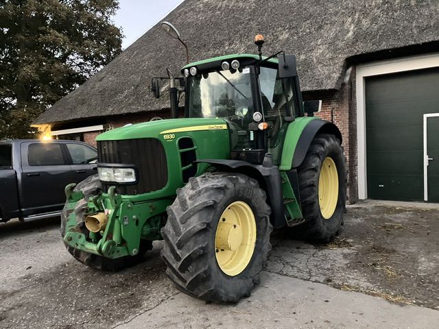 John deere 6930