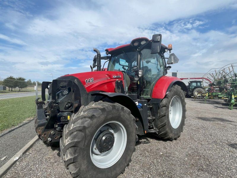 Case IH Maxxum 145  M. Frontlæsser
