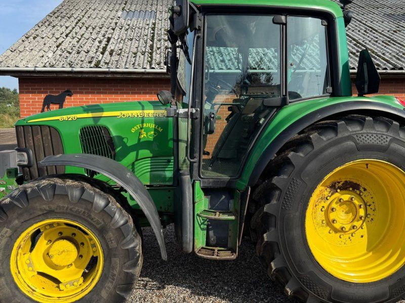 John Deere 6430