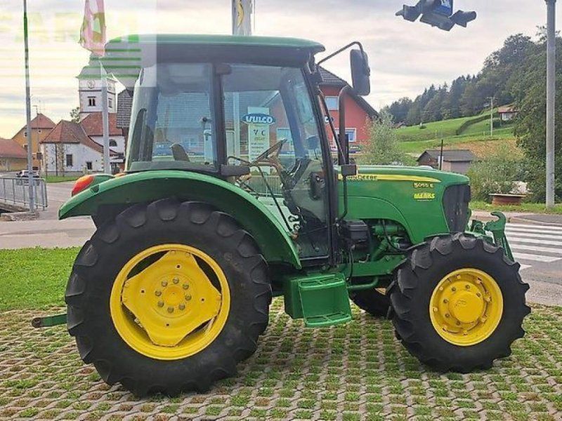 John Deere 5055 e