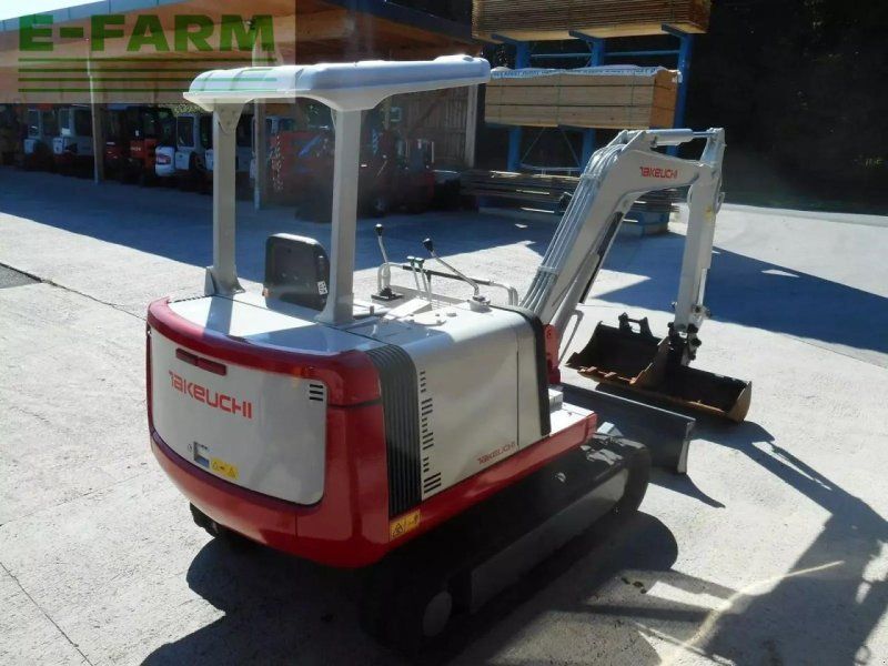 Takeuchi tb030 ( 2.870kg ) sw + 2 löffel