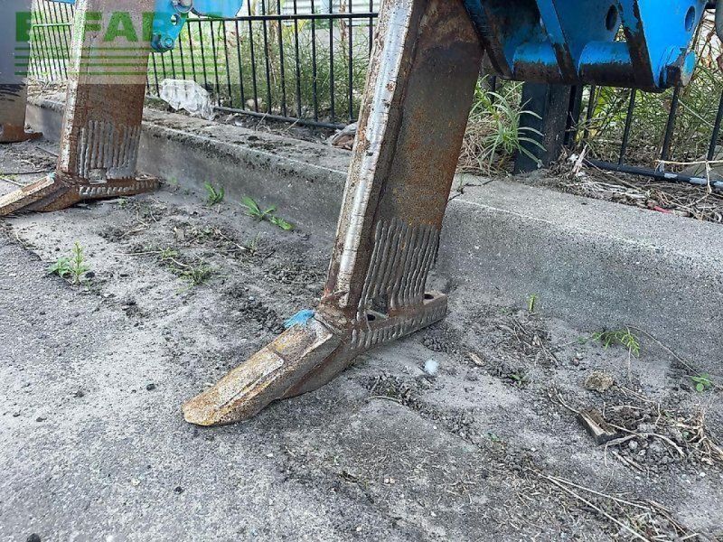Lemken dolomit 9/300
