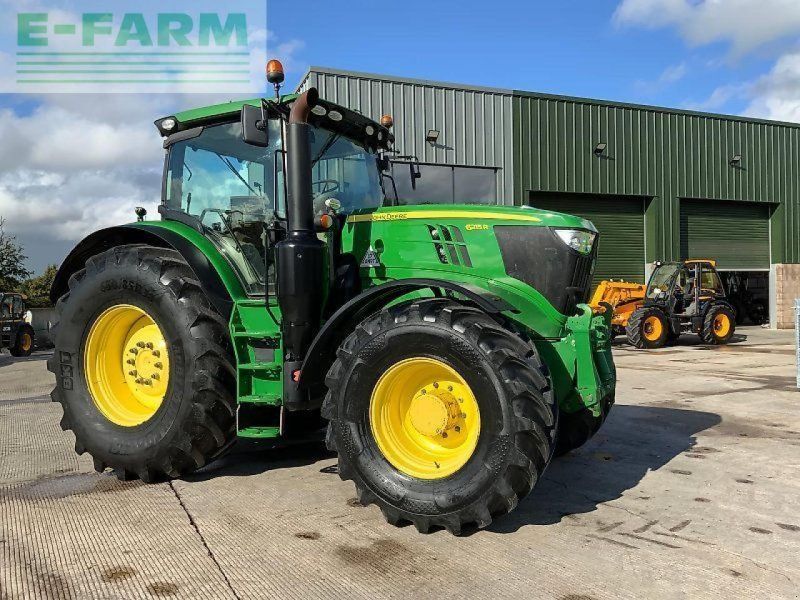 John Deere 6215r  (st24210)