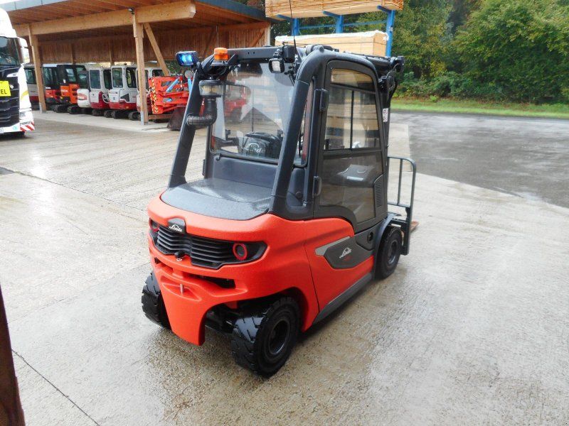 Linde H20D-01/600 Tripl + SS + Halbkabine ( Deutz Mo