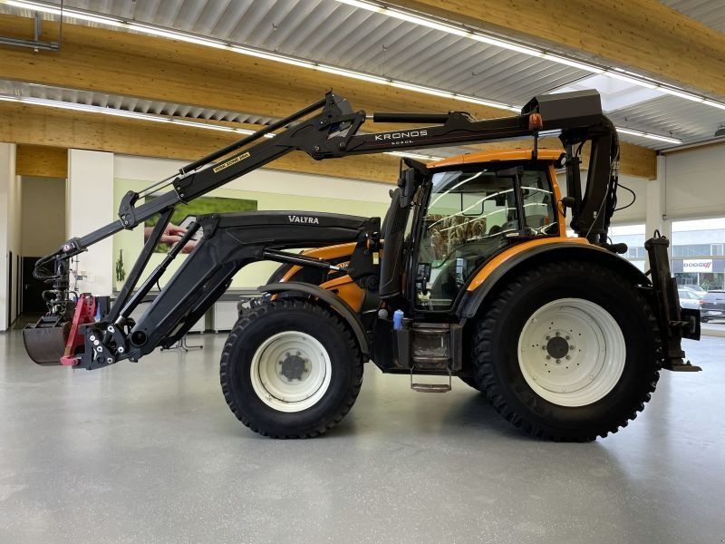 Valtra N154 u. KRONOS 5020