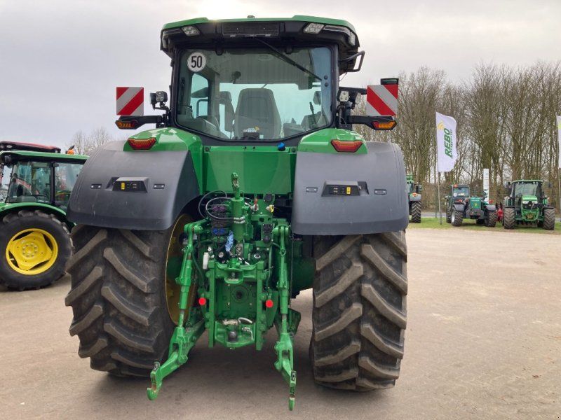 John Deere 7R 310
