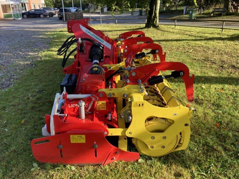 Pöttinger LION 403 C