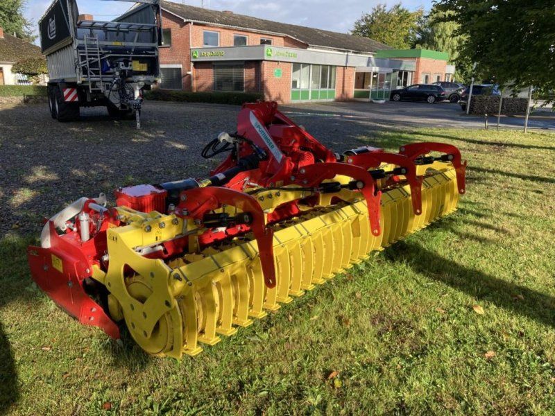 Pöttinger LION 403 C