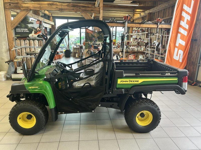 John Deere Gator HPX815E