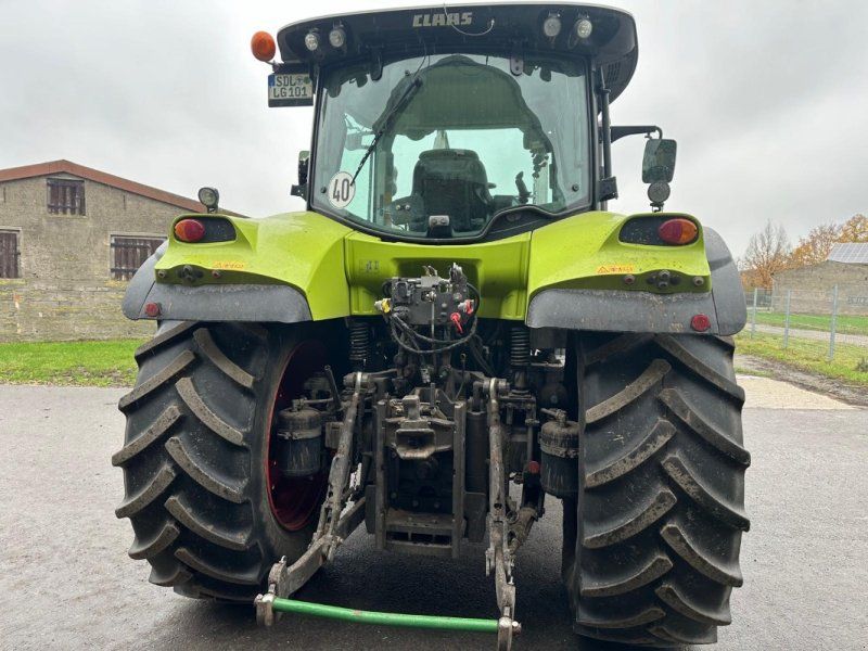 Claas Arion 620