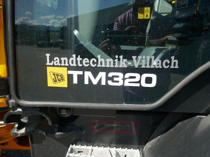 JCB TM 320