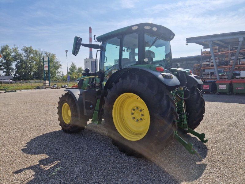 John Deere 6R 120