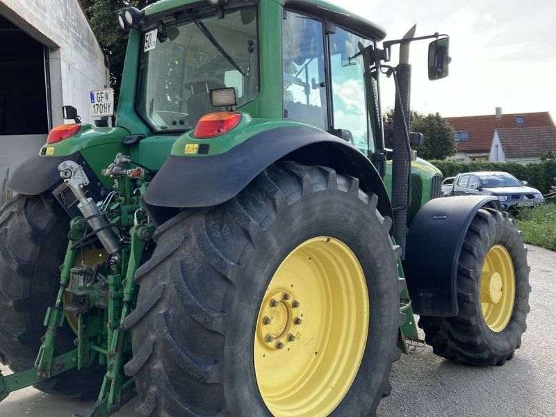 John Deere 6920