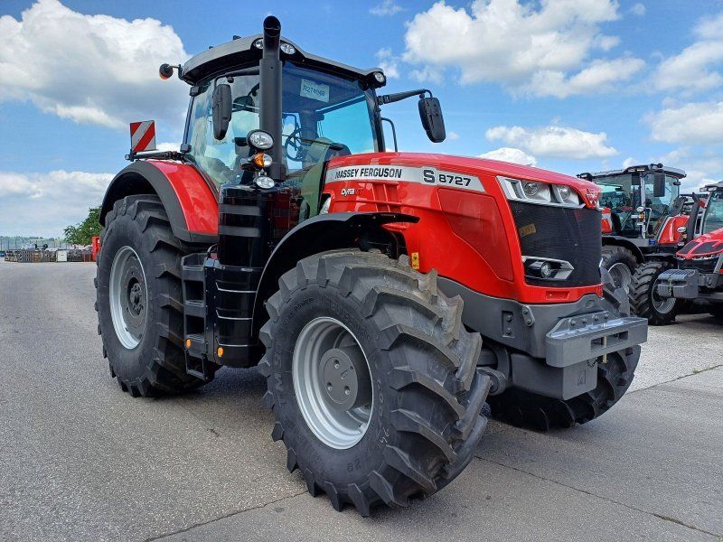 Massey Ferguson 8727 S (Stage V)