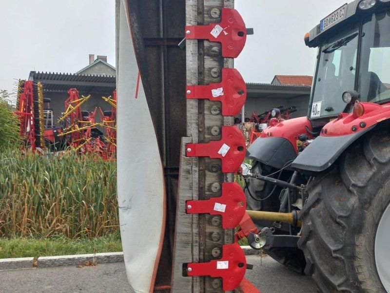 Kuhn GMD 700