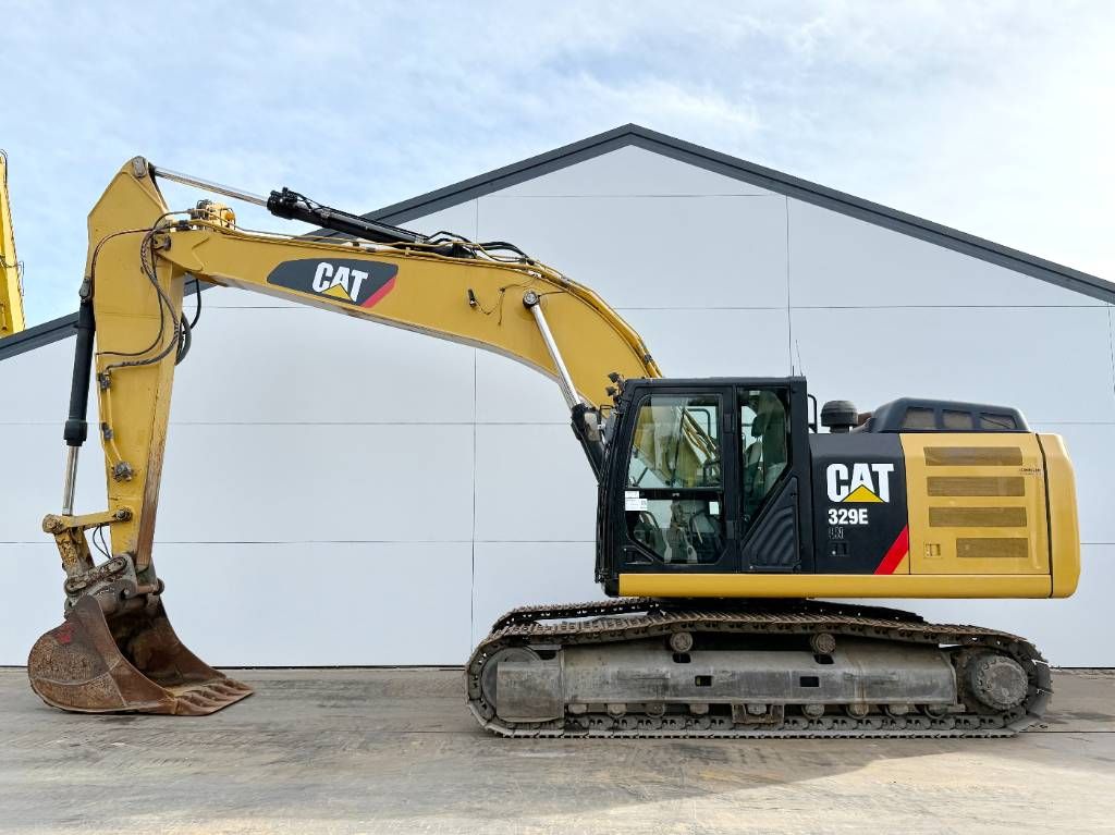 CAT 329ELN German Machine / Quick Coupler