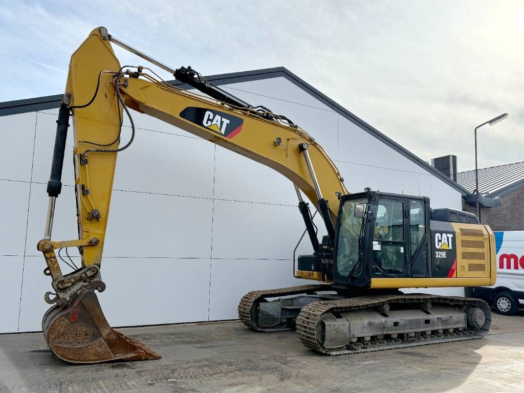 CAT 329ELN German Machine / Quick Coupler