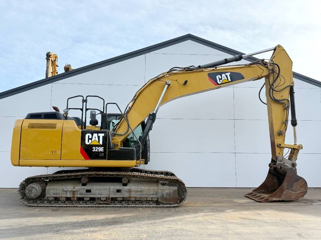 CAT 329ELN German Machine / Quick Coupler