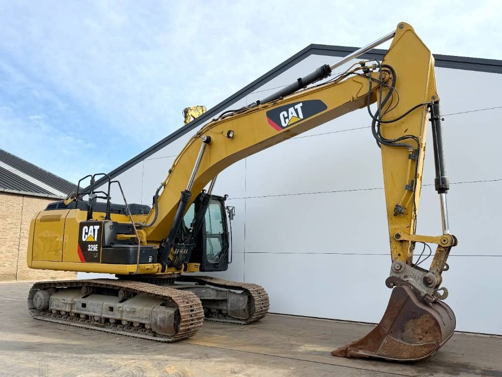 CAT 329ELN German Machine / Quick Coupler