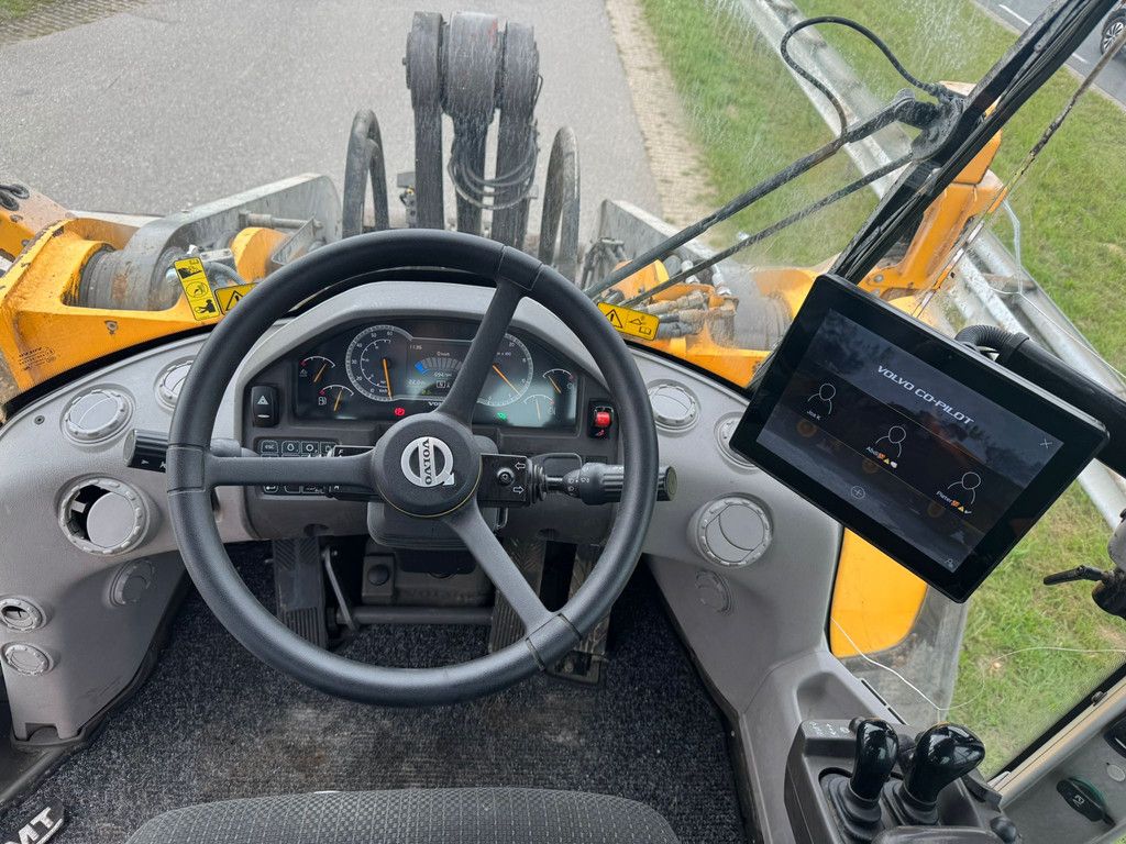 Volvo L220H
