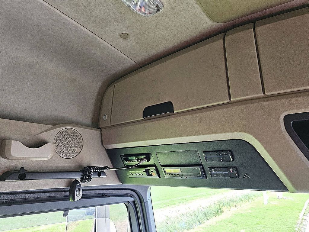 MERCEDES-BENZ ACTROS 1845 LS
