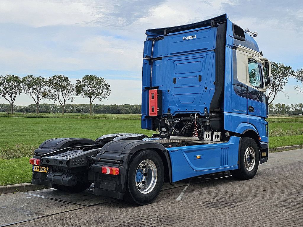 MERCEDES-BENZ ACTROS 1845 LS