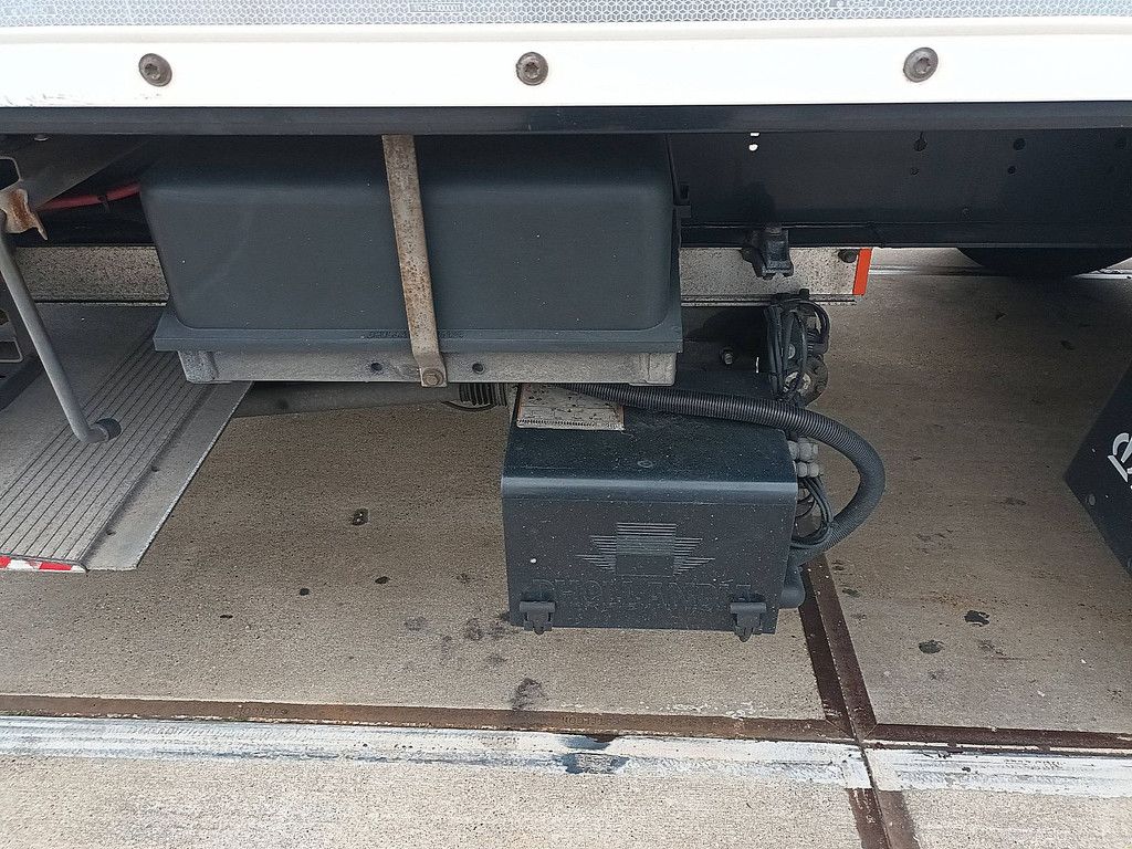 KRONE SD DRYLINER 2t taillift lbw klep