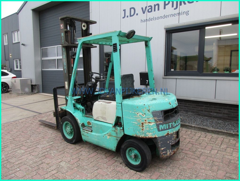 Mitsubishi FD25 2.5t diesel HH 4m + sideshift