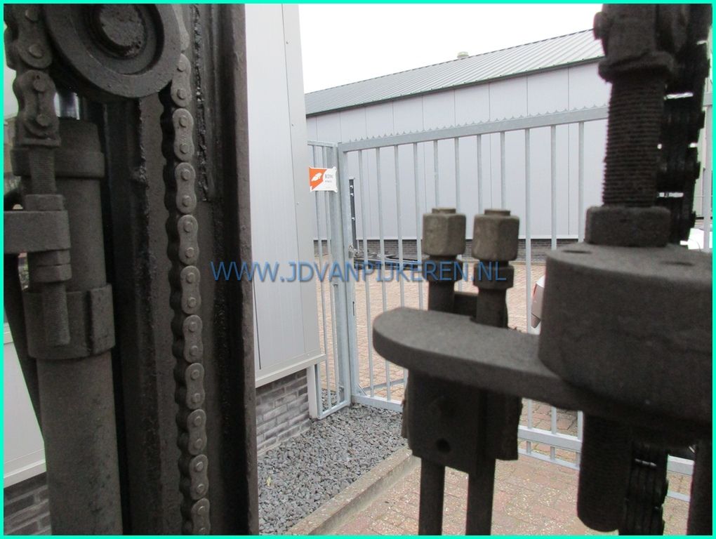 Toyota 02-6FDF30 3t diesel + 3x hydrauliek