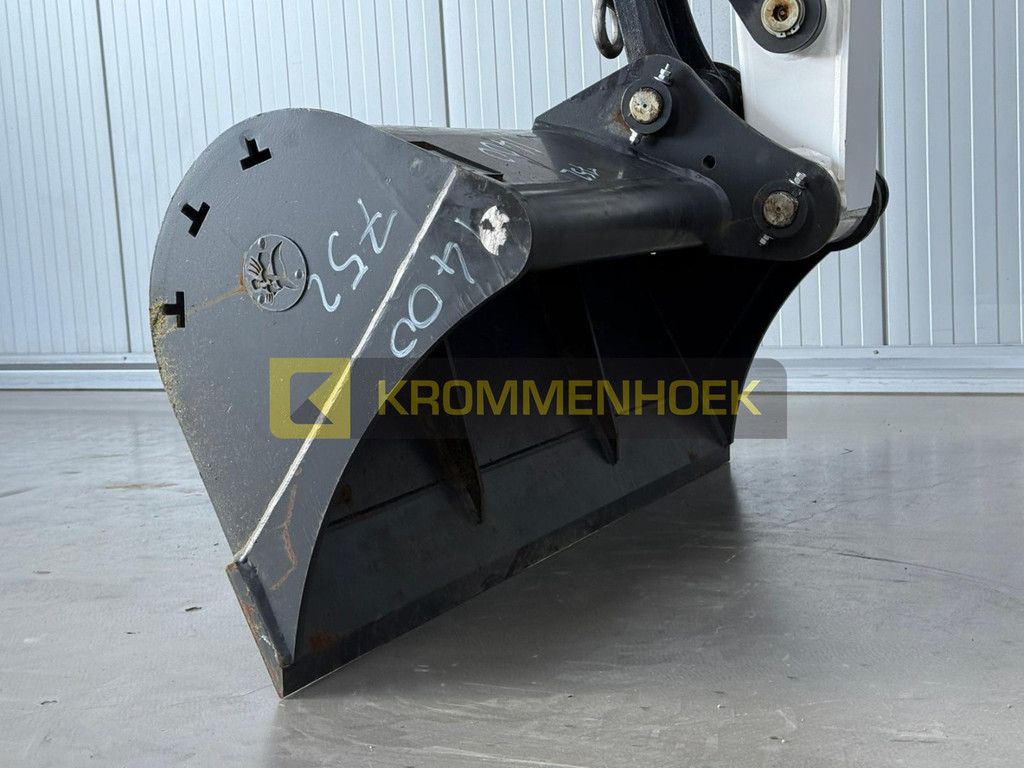Bobcat E 50 z KH9605