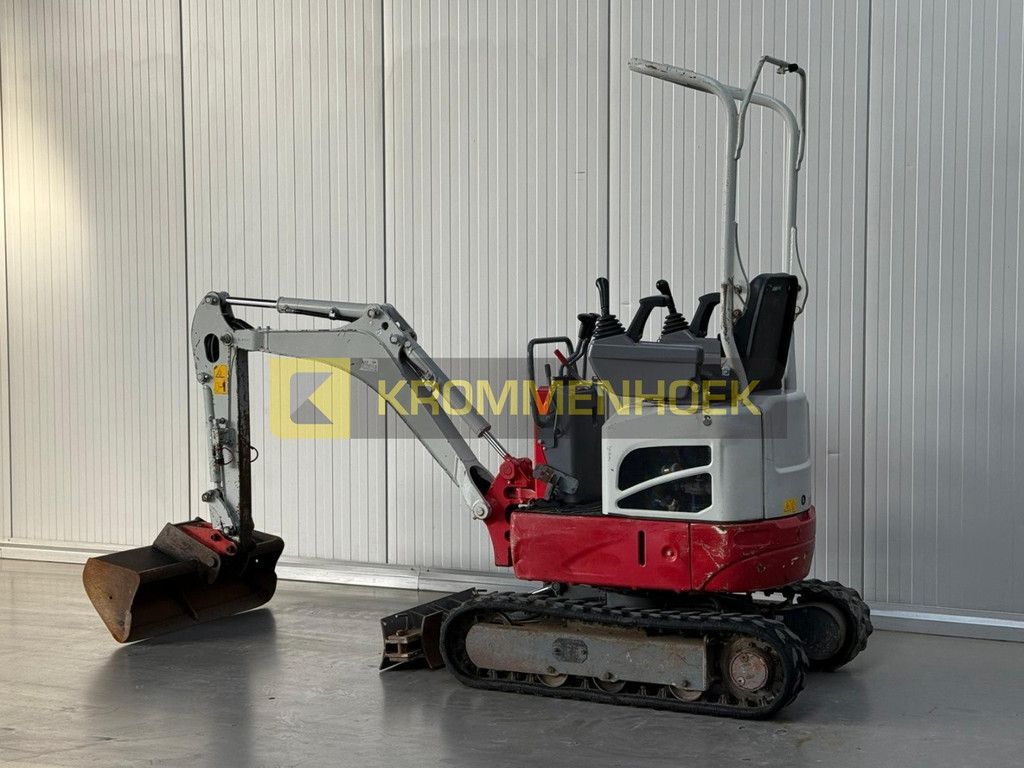 Takeuchi TB 210 R KH9593