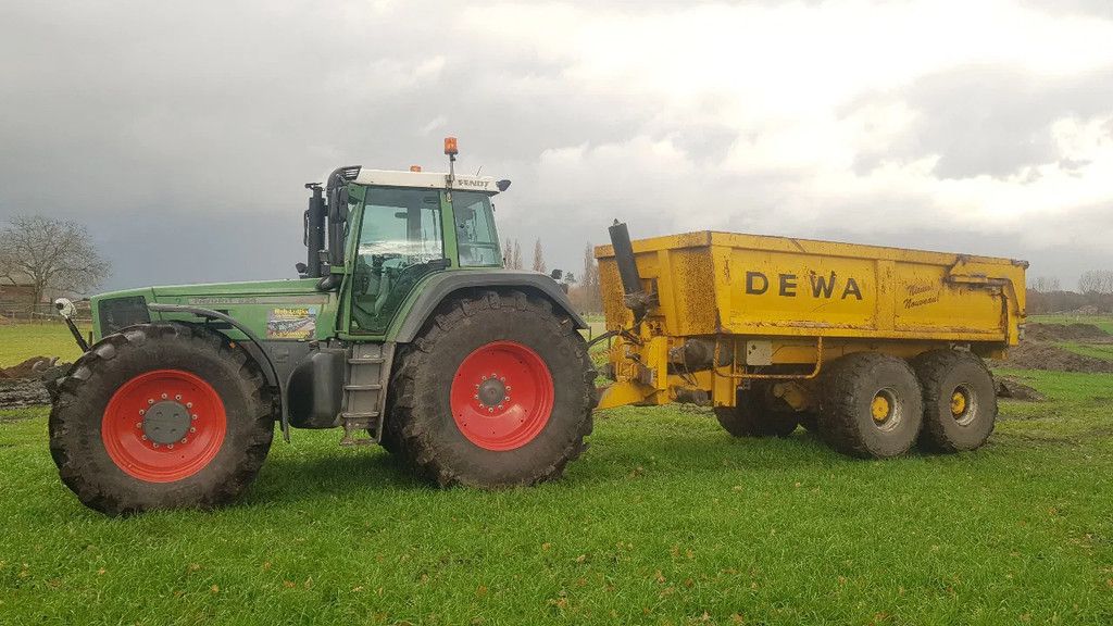 Fendt Favorit 824 Bj 2002 (816 818 822 )