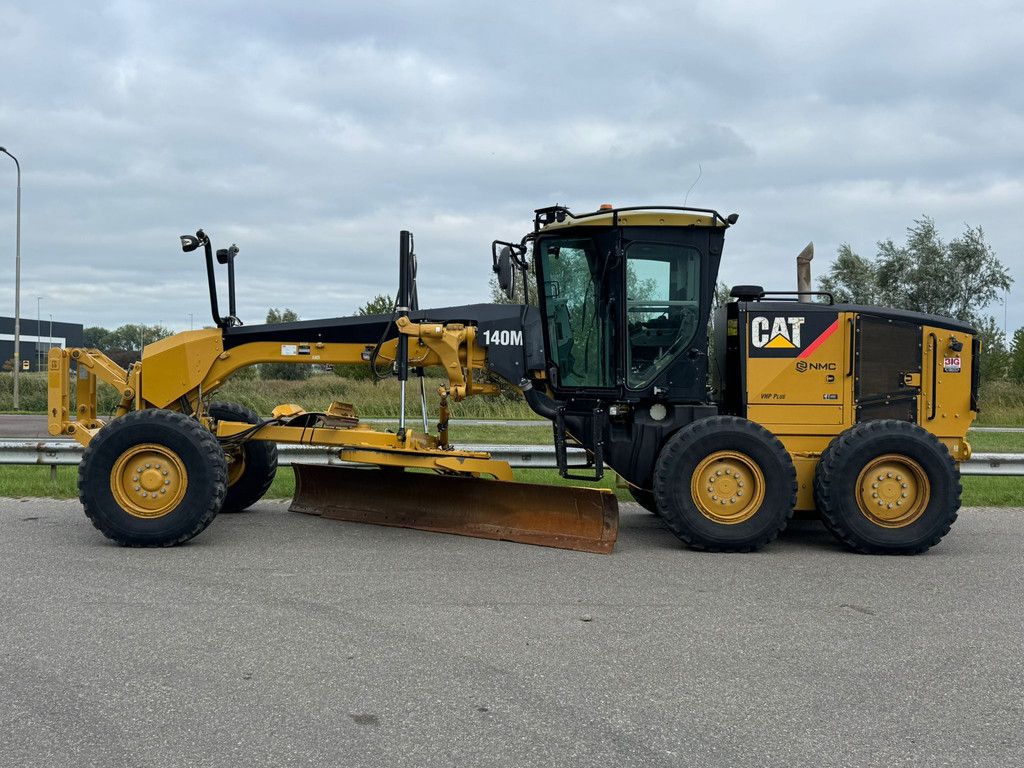 Caterpillar 140M