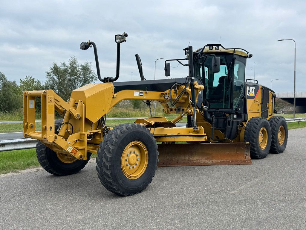 Caterpillar 140M