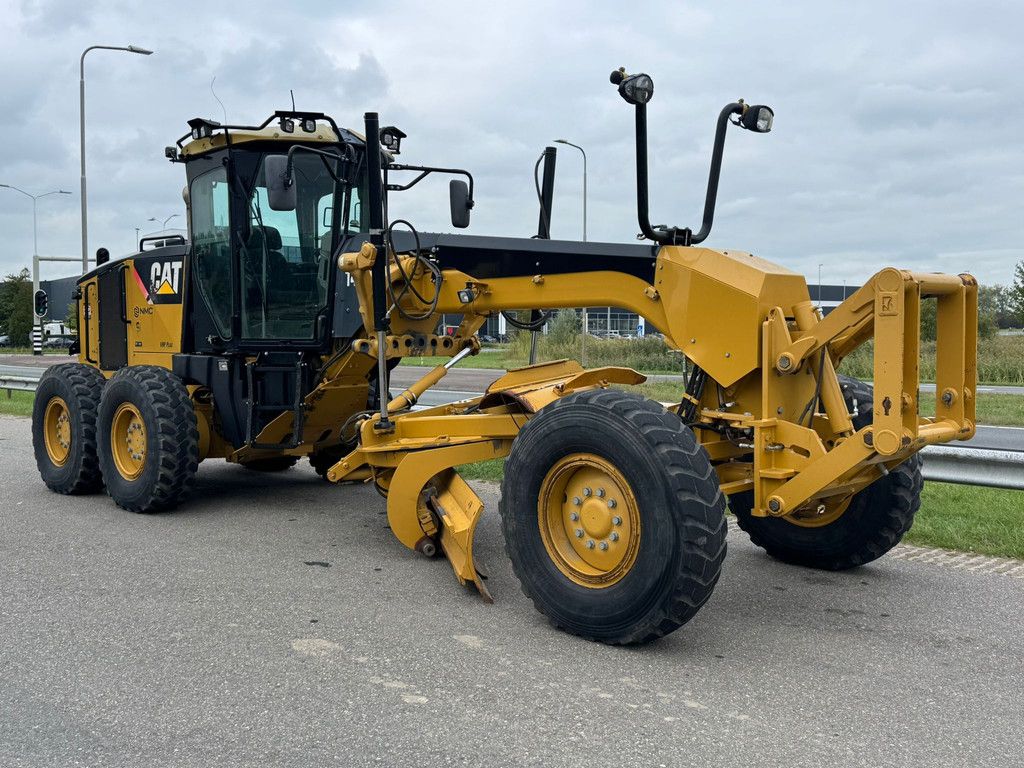 Caterpillar 140M