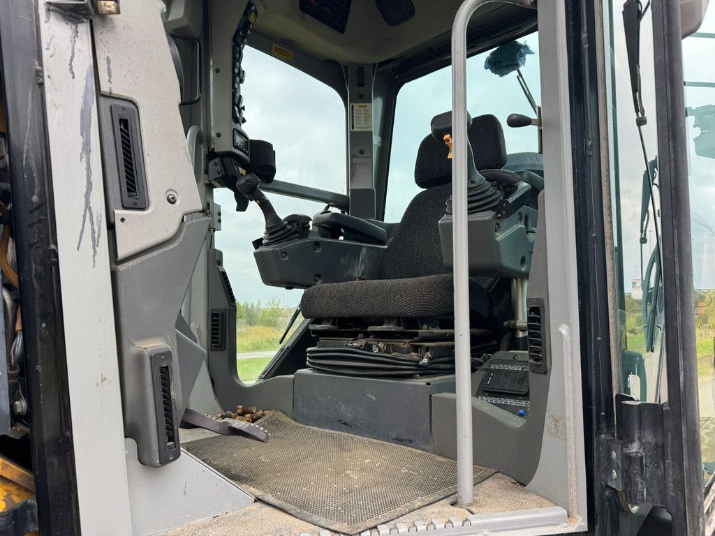 Caterpillar 140M