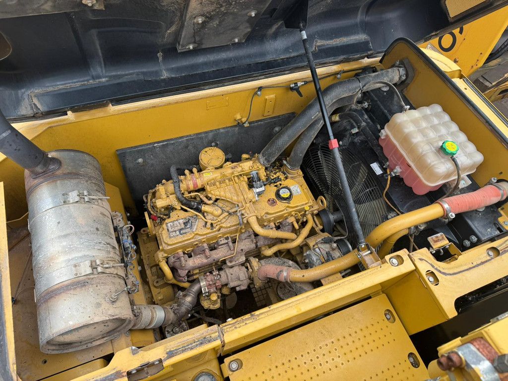 Caterpillar 320E LRR