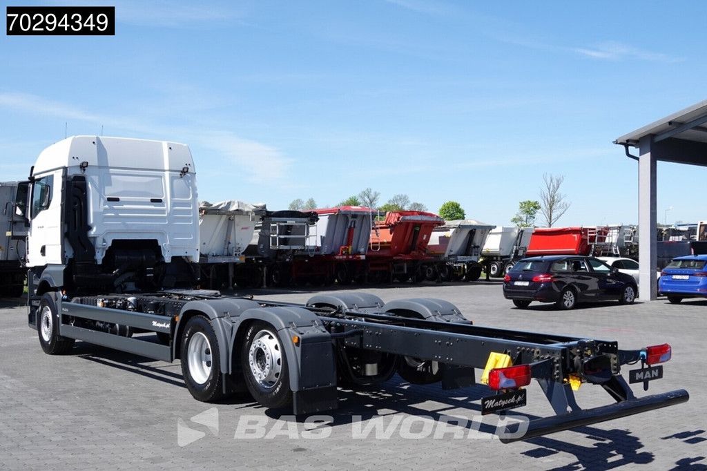 MAN TGX TGX 26.520 6X2 Lift-Steering Axle Euro 6