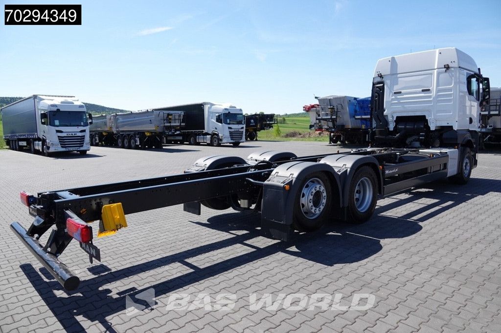 MAN TGX TGX 26.520 6X2 Lift-Steering Axle Euro 6